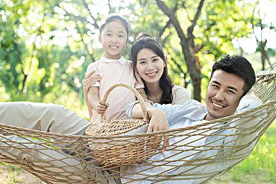 《刀剑江湖路》武学爆料：绳镖飞旋，扇舞清风